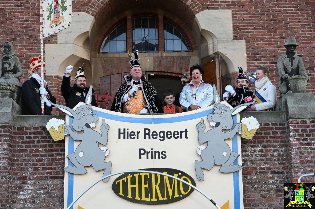 ../Images/Stunt gemeentehuis 2025 043.jpg